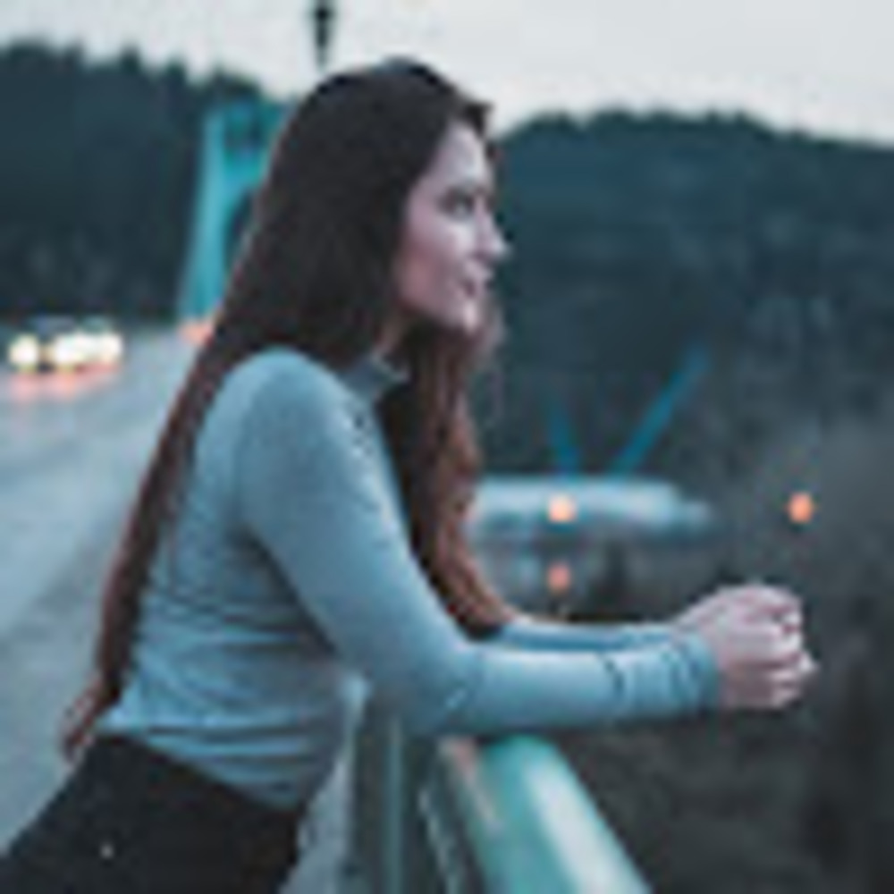 Meet your Posher, Eliana